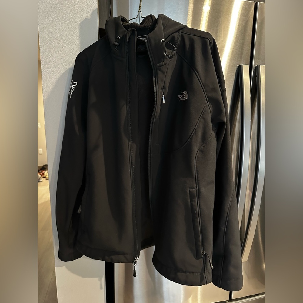 balck north face insulated jacket activewear unisex